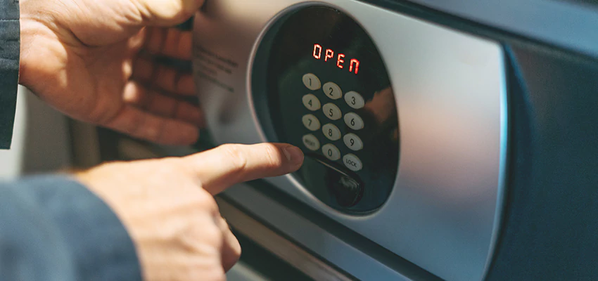 Cash Safe Openers in Greenfield, California