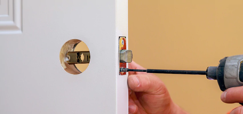 Stuck Door Knobs Repair in Greenfield, CA
