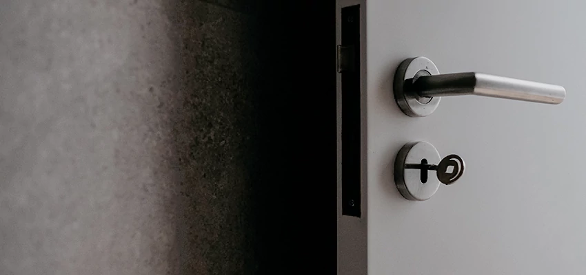 Front Door Handle Repair And Installation in Greenfield, CA